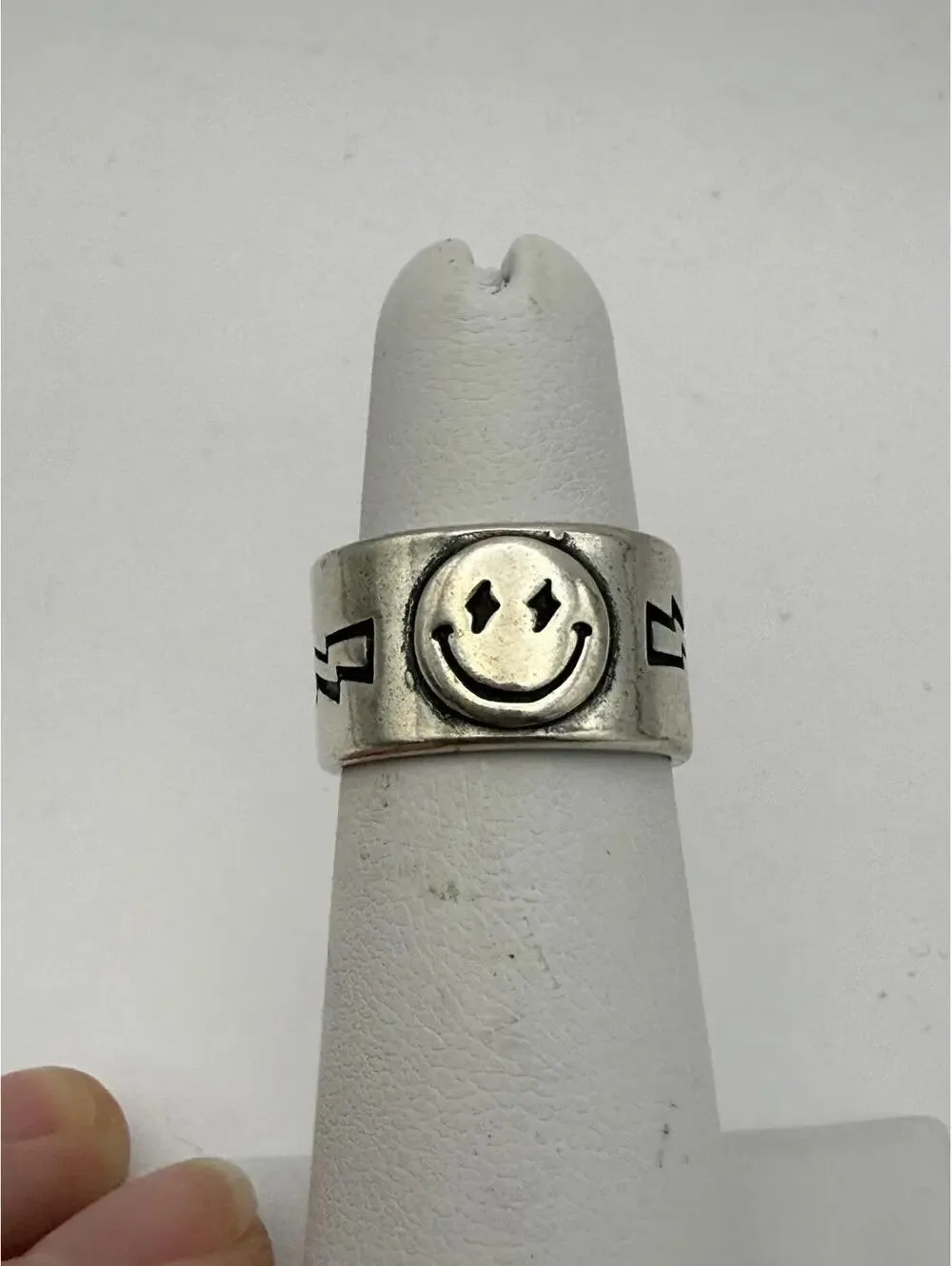 Silver Wide Band Ring with Smiley Face and Lightning Bolt Design Size 4.5